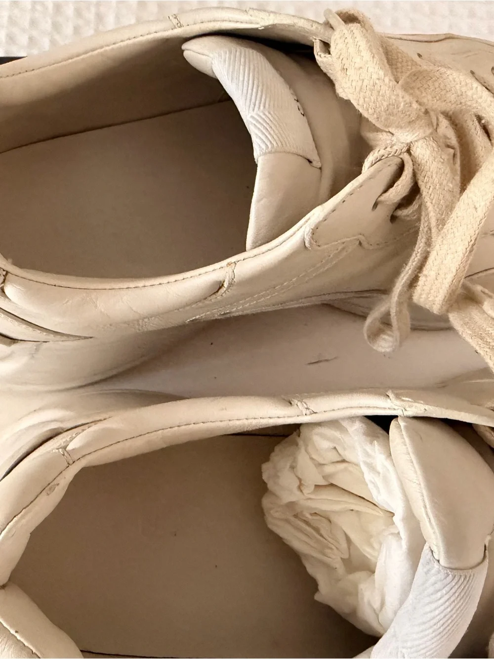 Gucci Cream Leather Sneakers with Red and Orange Logo Detail